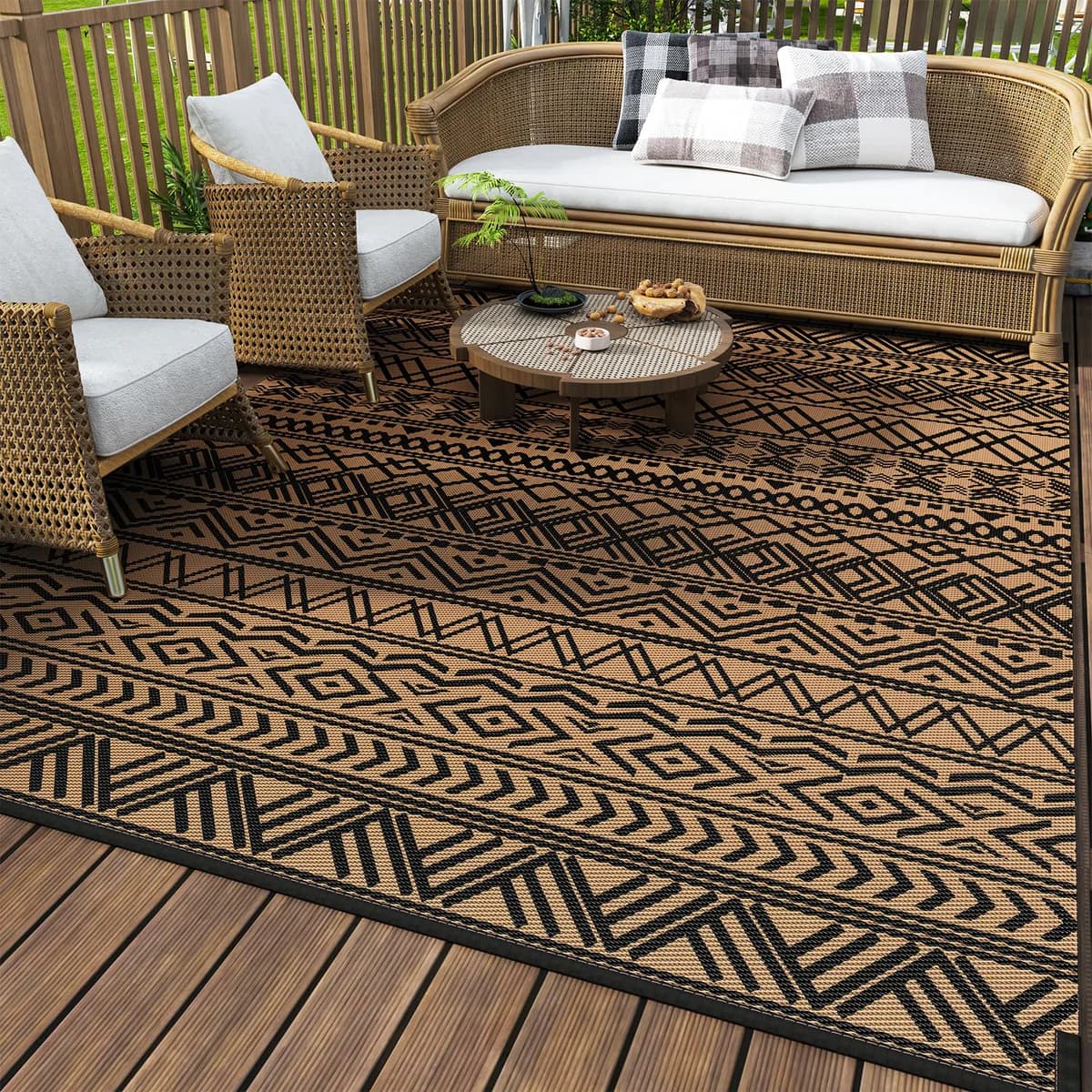 MontVoo Outdoor Rug